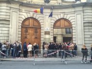 Ştiripesurse.roRomânii din Diaspora cer mai multe secții de votare pe bază de voluntariat