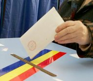 Mobilizare electorală pe ultima sută de metri SMS-uri transmise pentru strângerea de voturi