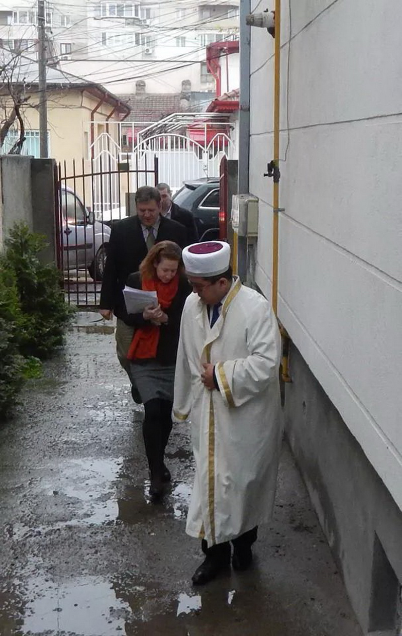 marie blanchard responsabilul pentru romania la departamentul de stat al sua fata in fata cu muftiul marie blanchard responsabilul pentru romania la departamentul de stat al sua fata in fata cu muftiul