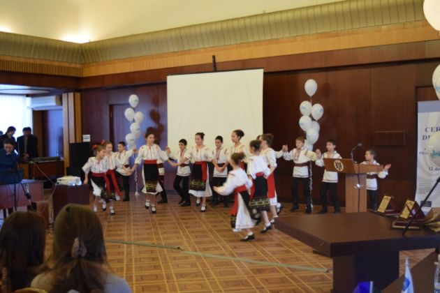 mariana gaju premiata la ceremonia nationala de premiere a programului bunelor practici ale autoritatilor mariana gaju premiata la ceremonia nationala de premiere a programului bunelor practici ale autoritatilor