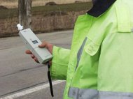 Bărbat de 63 de ani prins băut la volan, pe bulevardul 1 Mai