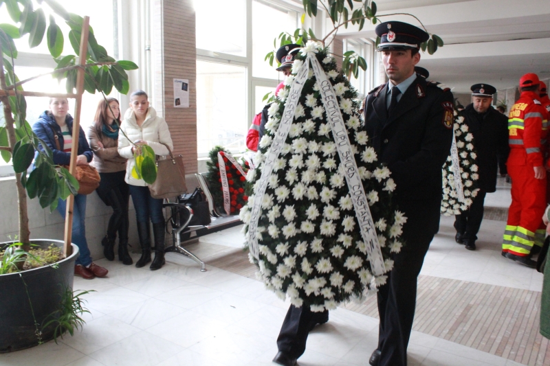 fotoreportaj durere fara margini la spitalul judetean colegii si au luat ramas bun de la cei patru membri fotoreportaj durere fara margini la spitalul judetean colegii si au luat ramas bun de la cei patru membri