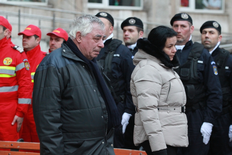 fotoreportaj durere fara margini la spitalul judetean colegii si au luat ramas bun de la cei patru membri fotoreportaj durere fara margini la spitalul judetean colegii si au luat ramas bun de la cei patru membri