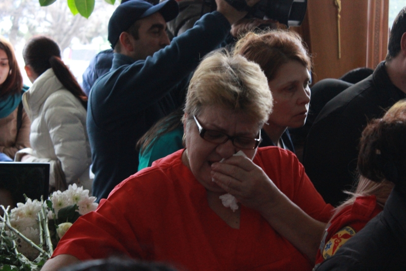 fotoreportaj durere fara margini la spitalul judetean colegii si au luat ramas bun de la cei patru membri fotoreportaj durere fara margini la spitalul judetean colegii si au luat ramas bun de la cei patru membri