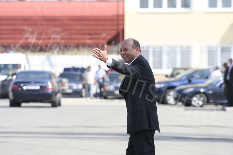 fotoreportaj presedintele jucator remember traian basescu zece ani in imagini la constanta 525642 fotoreportaj presedintele jucator remember traian basescu zece ani in imagini la constanta 525642