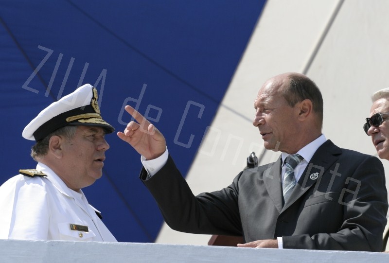 fotoreportaj presedintele jucator remember traian basescu zece ani in imagini la constanta 525642 fotoreportaj presedintele jucator remember traian basescu zece ani in imagini la constanta 525642