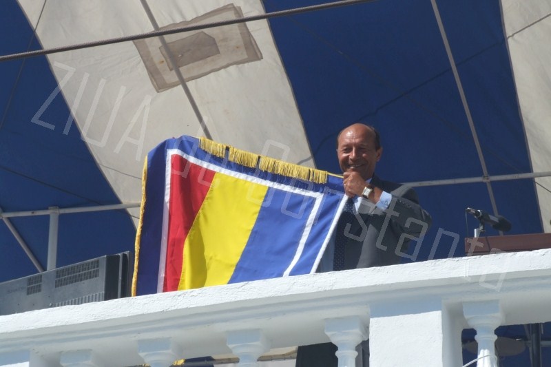 fotoreportaj presedintele jucator remember traian basescu zece ani in imagini la constanta 525642 fotoreportaj presedintele jucator remember traian basescu zece ani in imagini la constanta 525642