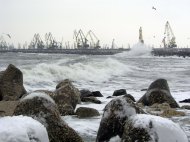 Iarna e încă aici Situaţia porturilor de la Marea Neagră. DN 22A este şi la această oră închis  