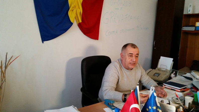 de maine incepe si pichetarea sediului primariei revolutionarii au intrat in greva foamei la constanta de maine incepe si pichetarea sediului primariei revolutionarii au intrat in greva foamei la constanta