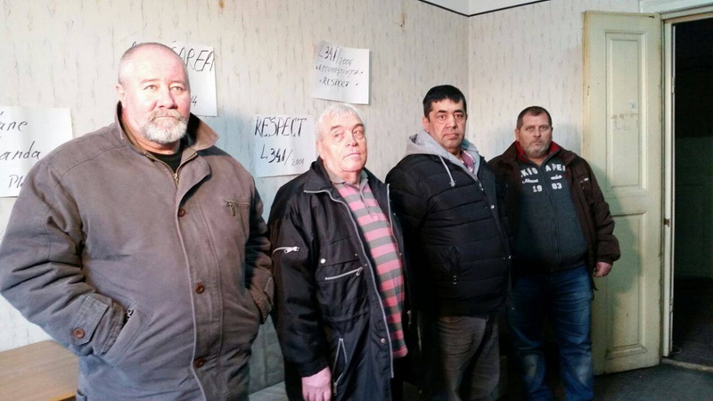 de maine incepe si pichetarea sediului primariei revolutionarii au intrat in greva foamei la constanta de maine incepe si pichetarea sediului primariei revolutionarii au intrat in greva foamei la constanta