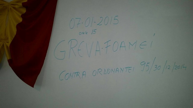 de maine incepe si pichetarea sediului primariei revolutionarii au intrat in greva foamei la constanta de maine incepe si pichetarea sediului primariei revolutionarii au intrat in greva foamei la constanta