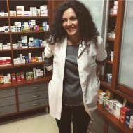 Nu este un simplu vânzător De vorbă cu o tânără absolventă, despre profesia de farmacist
