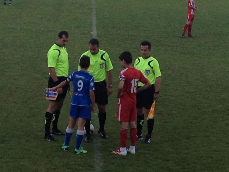 fotbalistul dimciu halep e capitan la juniorii viitorului varul simonei halep a fost premiat de legenda fotbalistul dimciu halep e capitan la juniorii viitorului varul simonei halep a fost premiat de legenda