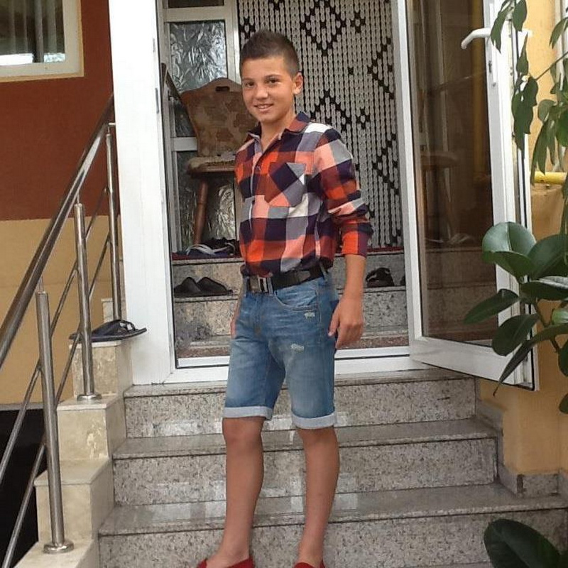 fotbalistul dimciu halep e capitan la juniorii viitorului varul simonei halep a fost premiat de legenda fotbalistul dimciu halep e capitan la juniorii viitorului varul simonei halep a fost premiat de legenda