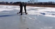 Funny video Dacă tot a venit iarna.... 
