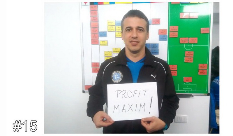 macedoneanul boban nikolov si salvadorianul nelson bonilla i au cantat si i au urat lui hagi in aromana macedoneanul boban nikolov si salvadorianul nelson bonilla i au cantat si i au urat lui hagi in aromana