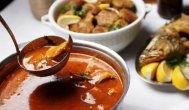 Ecuisine.ro Supă picantă de fructe de mare