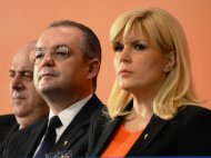 Emil Boc apare în dosarul Microsoft. O parte din mită a ajuns şi la PDL 