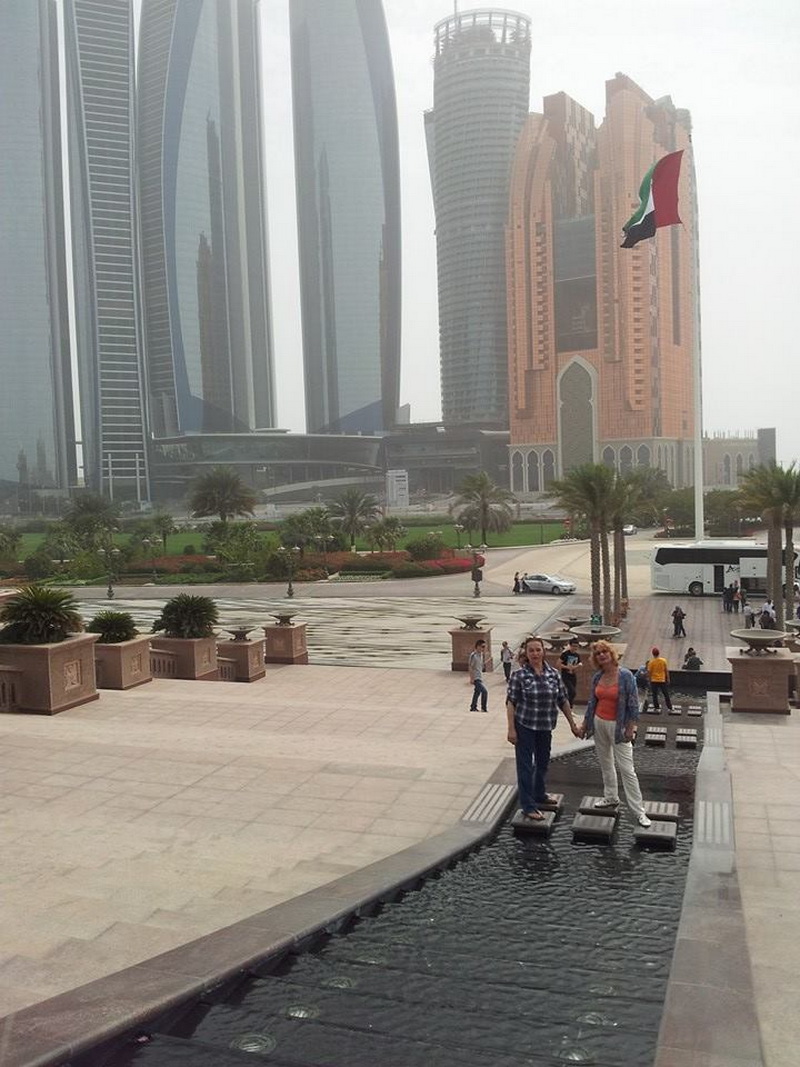 aniversare si valentine s day in emirate clementa si hacic garabet despartiti de simona halep de o furtuna aniversare si valentine s day in emirate clementa si hacic garabet despartiti de simona halep de o furtuna