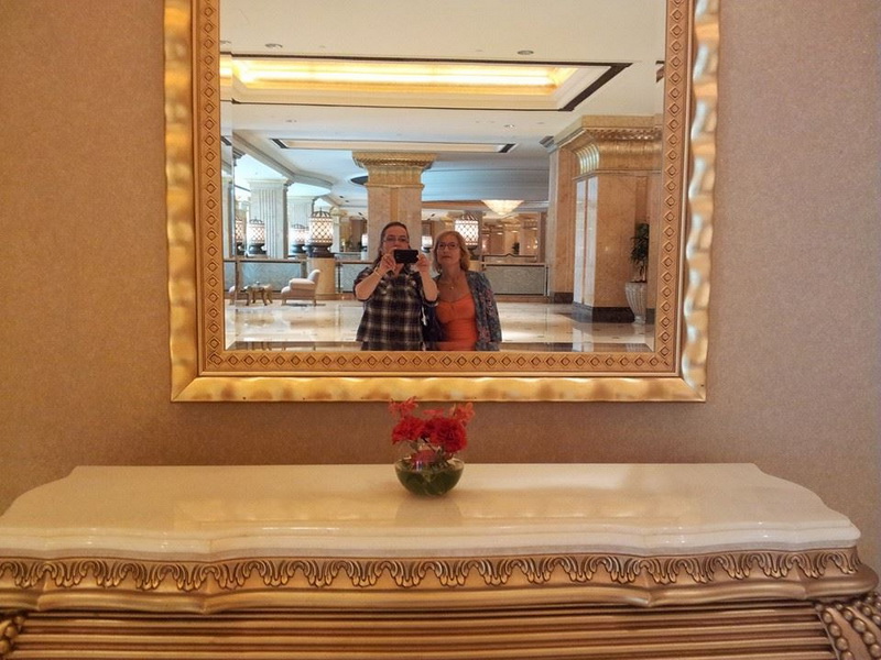 aniversare si valentine s day in emirate clementa si hacic garabet despartiti de simona halep de o furtuna aniversare si valentine s day in emirate clementa si hacic garabet despartiti de simona halep de o furtuna