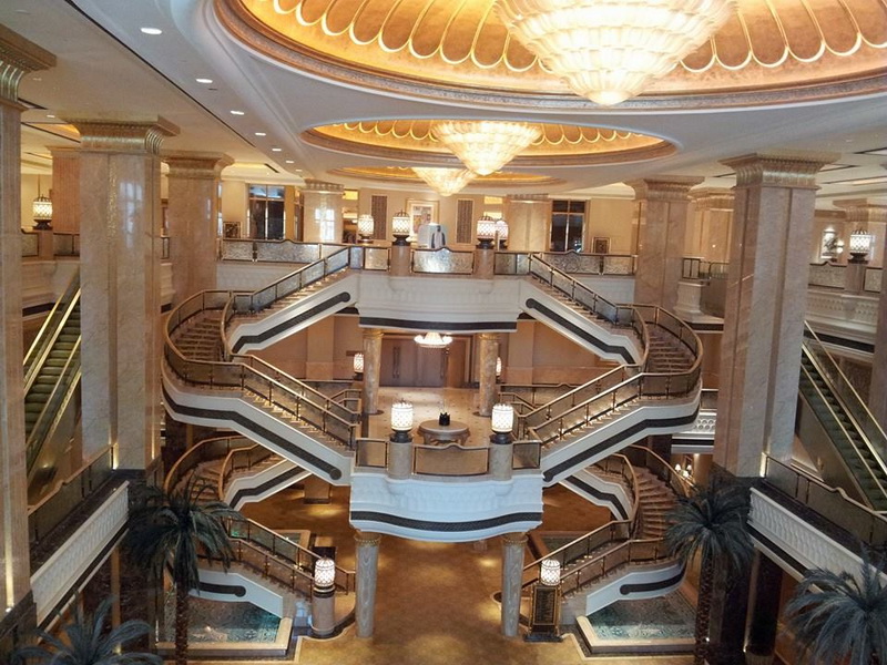 aniversare si valentine s day in emirate clementa si hacic garabet despartiti de simona halep de o furtuna aniversare si valentine s day in emirate clementa si hacic garabet despartiti de simona halep de o furtuna