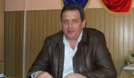 Asfaltarea drumurilor şi finalizarea lucrărilor de la baza sportivă, priorităţile primarului comunei Nicolae Bălcescu