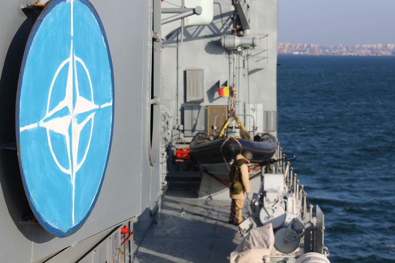 un avion de spionaj rusesc a survolat navele nato din marea neagra galerie foto 537542 un avion de spionaj rusesc a survolat navele nato din marea neagra galerie foto 537542