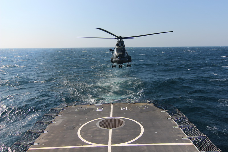 un avion de spionaj rusesc a survolat navele nato din marea neagra galerie foto 537542 un avion de spionaj rusesc a survolat navele nato din marea neagra galerie foto 537542