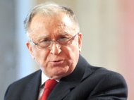 Ion Iliescu a recunoscut existenţa unui centru CIA în România