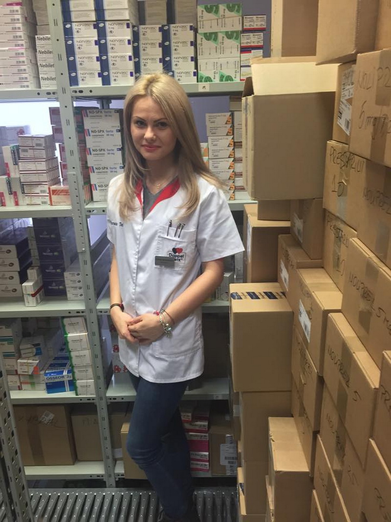 crina iovanescu sa fii farmacist nu este deloc usor trebuie sa te documentezi permanent sa fii dedicat crina iovanescu sa fii farmacist nu este deloc usor trebuie sa te documentezi permanent sa fii dedicat