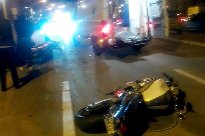 accident pe bulevardul 1 mai motociclist ranit 541446 accident pe bulevardul 1 mai motociclist ranit 541446