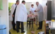 Cu câteva zile înainte Paşte Zeci de amenzi aplicat de OPC comercianţilor de carne şi peşte
