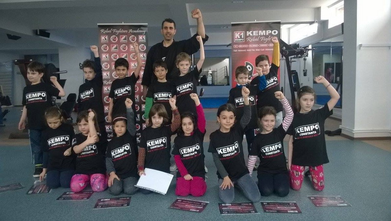 programul scoala altfel instructorul ionel cringus a predat kempo kids pentru elevii de la petre ispirescu programul scoala altfel instructorul ionel cringus a predat kempo kids pentru elevii de la petre ispirescu