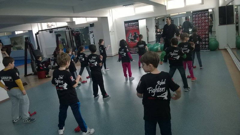 programul scoala altfel instructorul ionel cringus a predat kempo kids pentru elevii de la petre ispirescu programul scoala altfel instructorul ionel cringus a predat kempo kids pentru elevii de la petre ispirescu