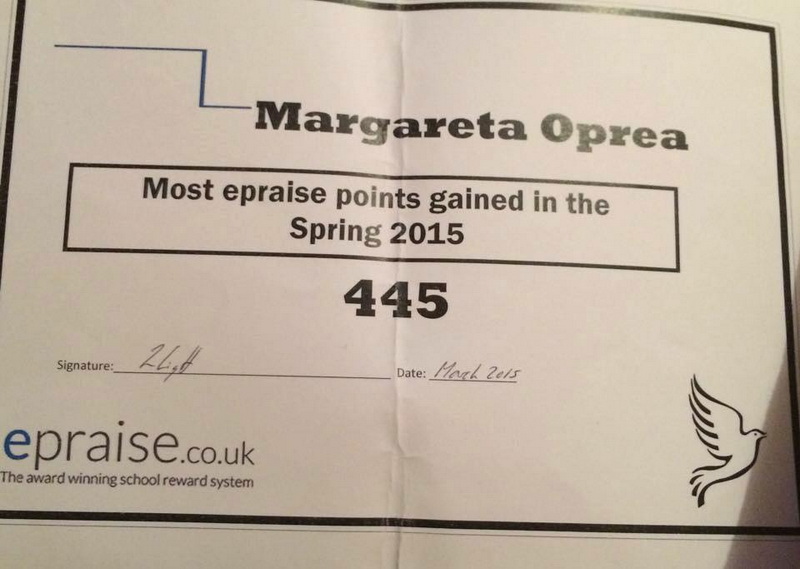 fostul golgheter al farului s a mutat cu familia in anglia baiatul lui banica oprea joaca impotriva lui fostul golgheter al farului s a mutat cu familia in anglia baiatul lui banica oprea joaca impotriva lui