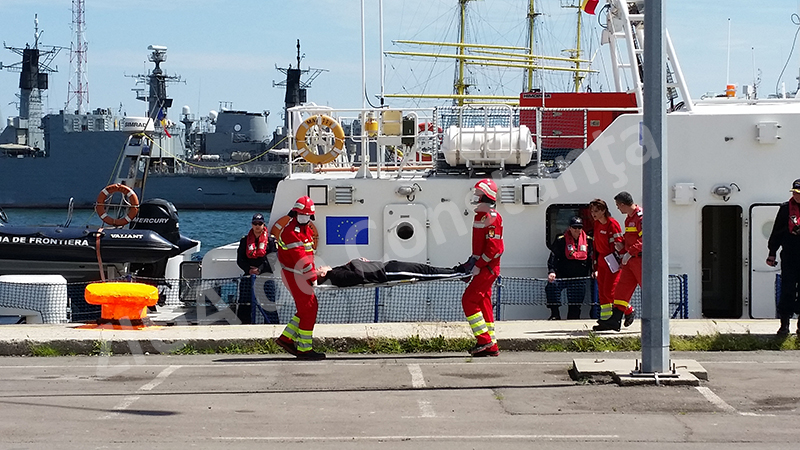 exercitiu de salvare de amploare in zona portului tomis si a danei 0 545253
