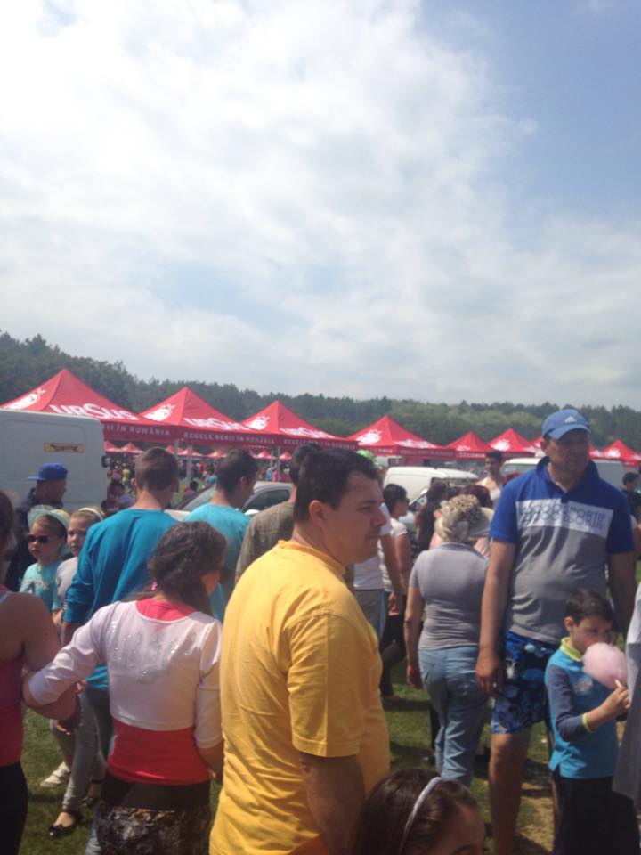 fiii satului in straie de sarbatoare la zilele comunei albesti 547297 fiii satului in straie de sarbatoare la zilele comunei albesti 547297