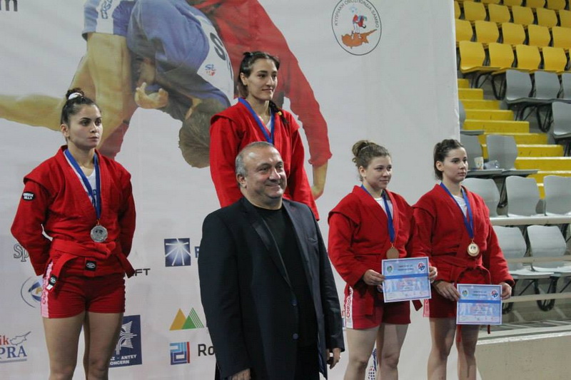 astazi va canta imnul galerie foto video 547872 astazi va canta imnul galerie foto video 547872