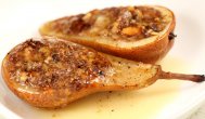 e-retete.ro Pere umplute cu gorgonzola și nucă cu sos de vin alb