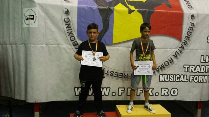 cs navodari a cucerit 16 medalii la cupa romaniei de freestyle kickboxing galerie foto 548603 cs navodari a cucerit 16 medalii la cupa romaniei de freestyle kickboxing galerie foto 548603