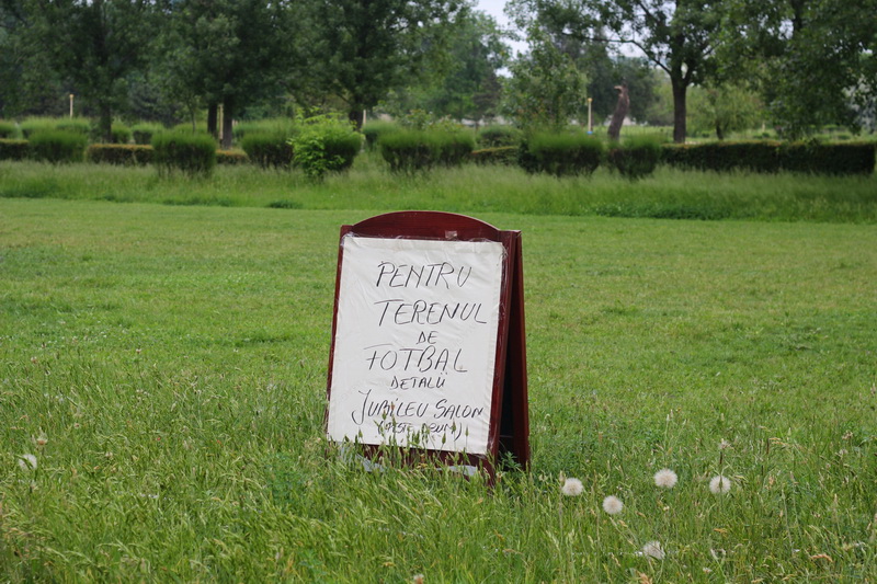 ce spun reprezentantii jubileu salon despre terenul de fotbal amenajat in parcul tabacarie galerie foto ce spun reprezentantii jubileu salon despre terenul de fotbal amenajat in parcul tabacarie galerie foto