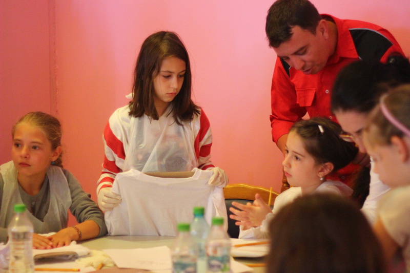 ziua portilor deschise pentru copiii angajatilor rafinaria rompetrol de la navodari asaltata 549357 ziua portilor deschise pentru copiii angajatilor rafinaria rompetrol de la navodari asaltata 549357