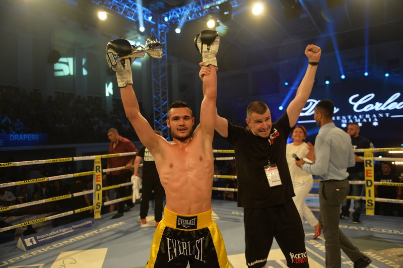 alex filip madalin craciunica si eduard chelariu victorii la superkombat 552757 alex filip madalin craciunica si eduard chelariu victorii la superkombat 552757