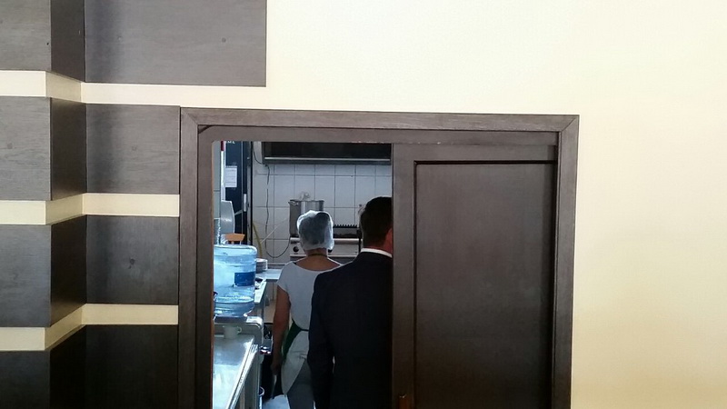 meniul turistilor sub lupa comisarilor cjpc autoservirea azur inchisa restaurantul la balansoar si terasa meniul turistilor sub lupa comisarilor cjpc autoservirea azur inchisa restaurantul la balansoar si terasa