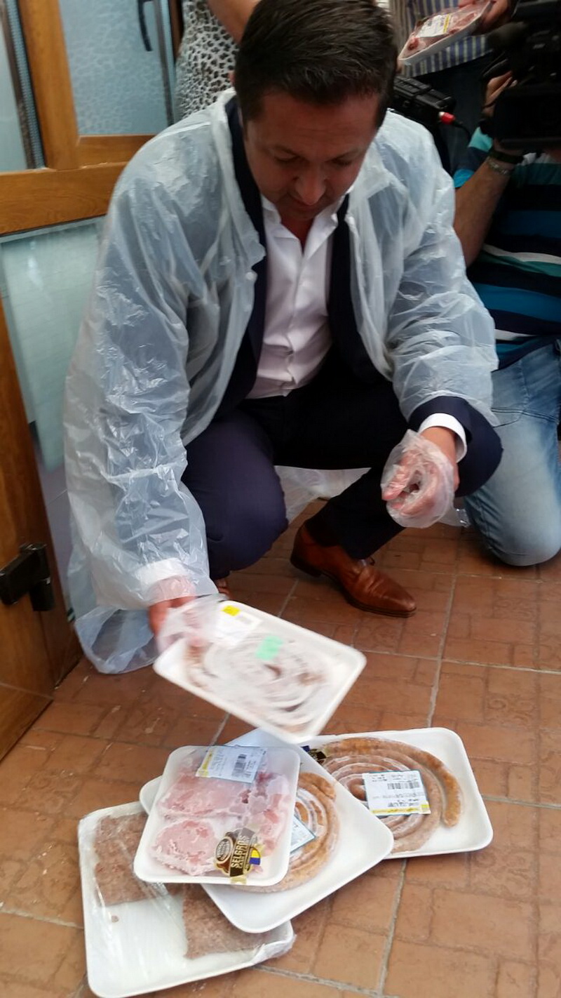 meniul turistilor sub lupa comisarilor cjpc autoservirea azur inchisa restaurantul la balansoar si terasa meniul turistilor sub lupa comisarilor cjpc autoservirea azur inchisa restaurantul la balansoar si terasa