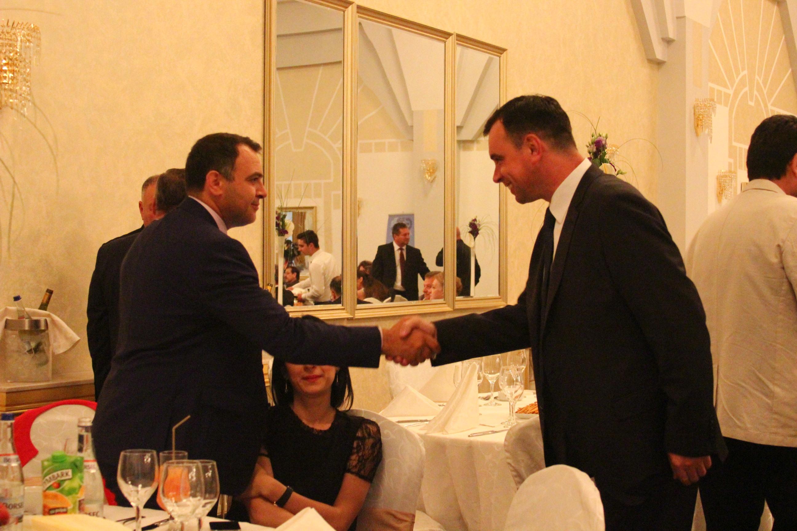 balul oamenilor de afaceri organizat de ccina a inceput sa si primeasca invitatii 553606 balul oamenilor de afaceri organizat de ccina a inceput sa si primeasca invitatii 553606