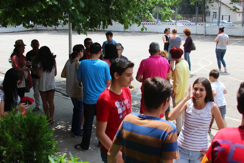 cine sunt elevii constanteni cu 10 pe linie galerie foto 553613 cine sunt elevii constanteni cu 10 pe linie galerie foto 553613