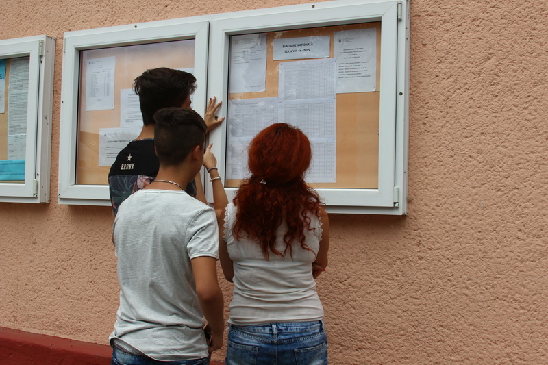 cine sunt elevii constanteni cu 10 pe linie galerie foto 553613 cine sunt elevii constanteni cu 10 pe linie galerie foto 553613