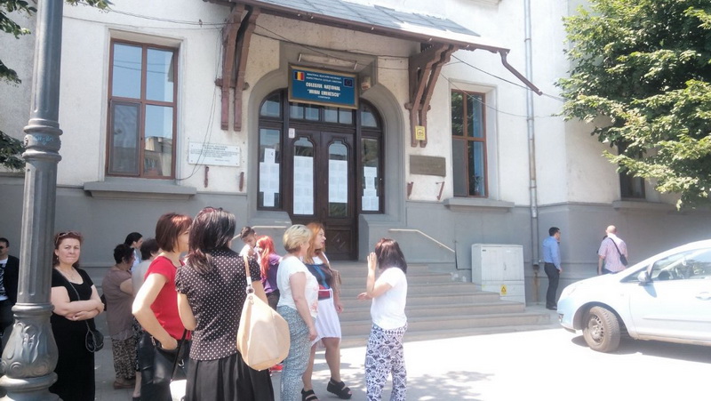 intre integrale si autonomii locale elevii constanteni au sustinut ieri proba obligatorie la istorie intre integrale si autonomii locale elevii constanteni au sustinut ieri proba obligatorie la istorie