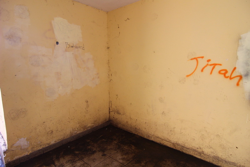 ruine mizerie decadenta constanta in vara lui 2015 galerie foto 555405 ruine mizerie decadenta constanta in vara lui 2015 galerie foto 555405